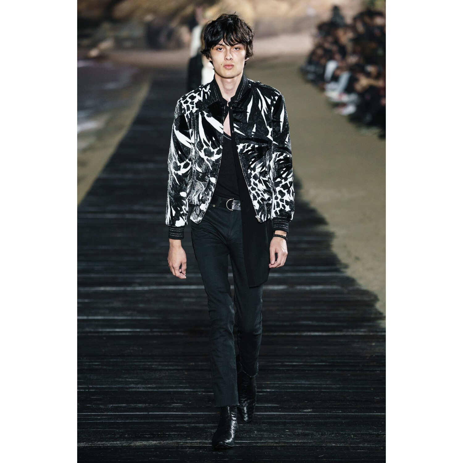Фото Saint Laurent SPRING 2020 MENSWEAR