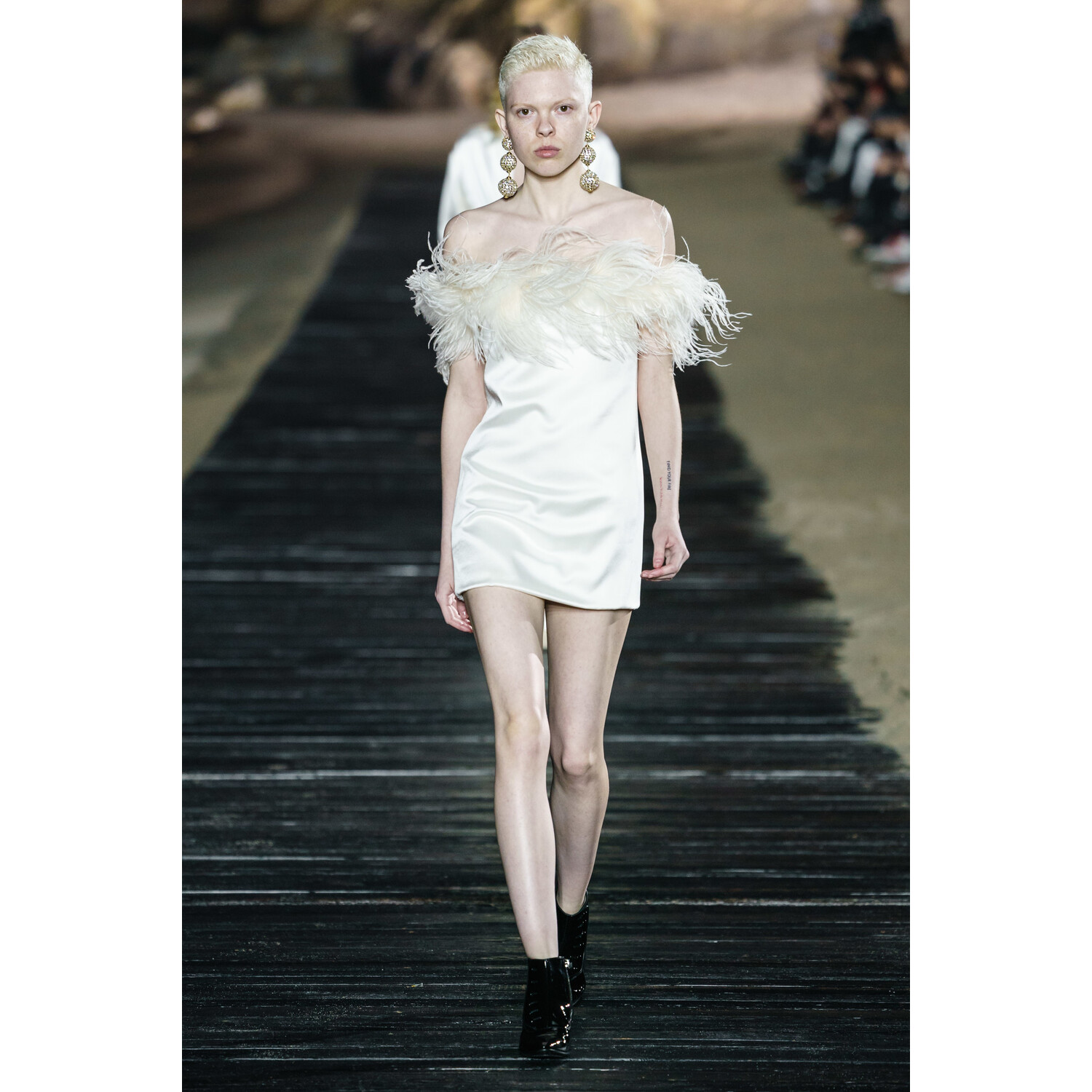 Фото Saint Laurent SPRING 2020 MENSWEAR