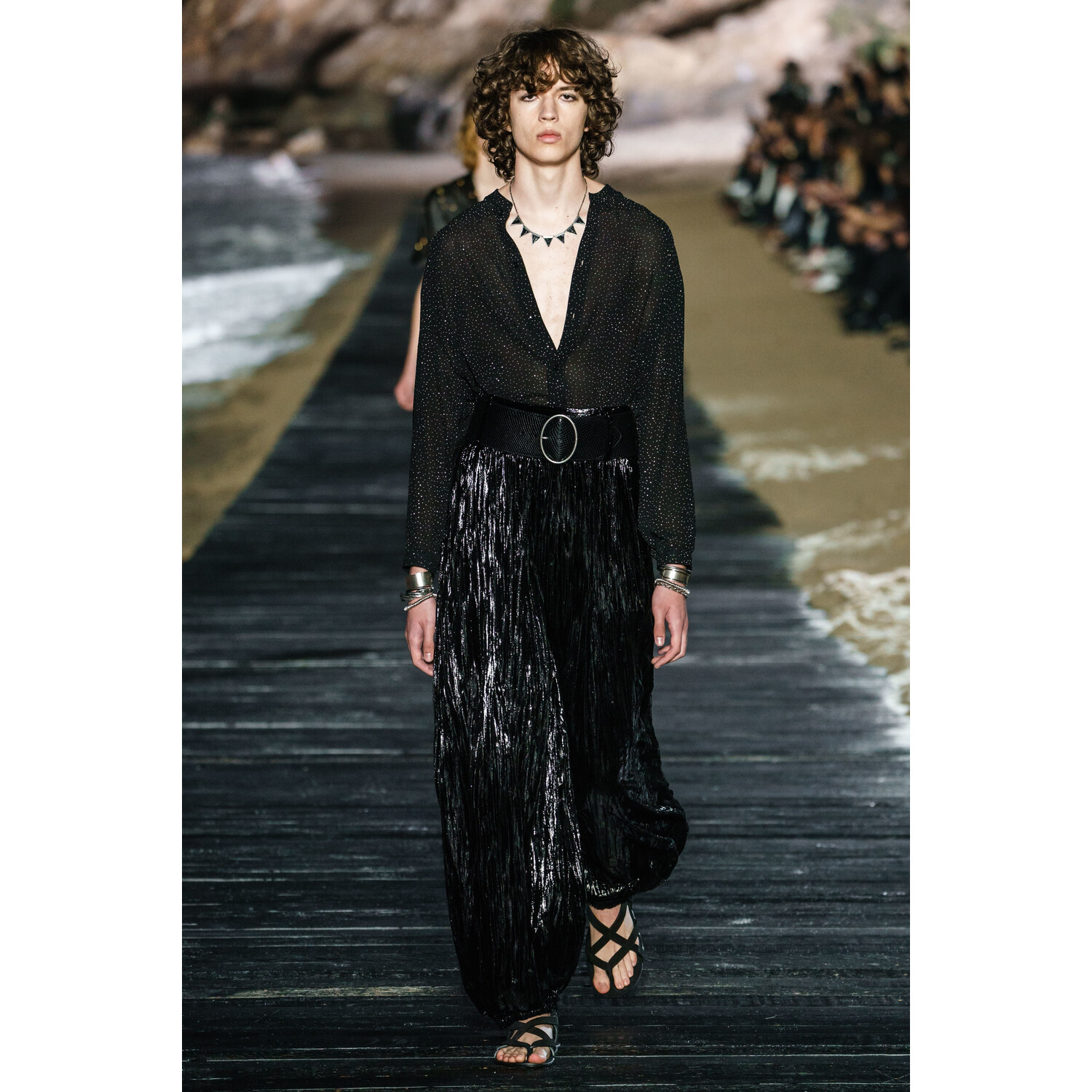 Фото Saint Laurent SPRING 2020 MENSWEAR