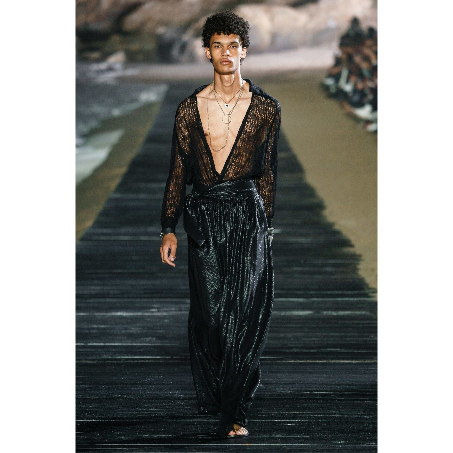 Фото Saint Laurent SPRING 2020 MENSWEAR