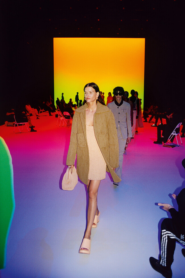 Bottega Veneta удалили соцсети