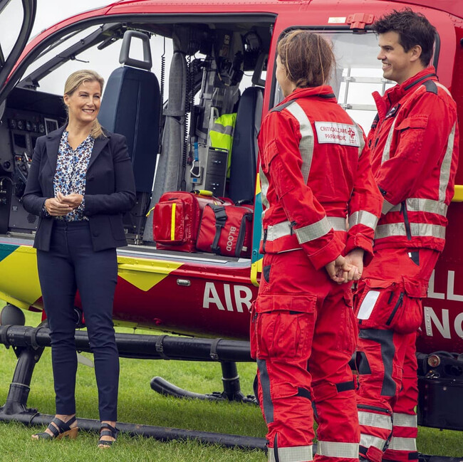 Софи, графиня Уэссекская поблагодарил работников медицинской авиации