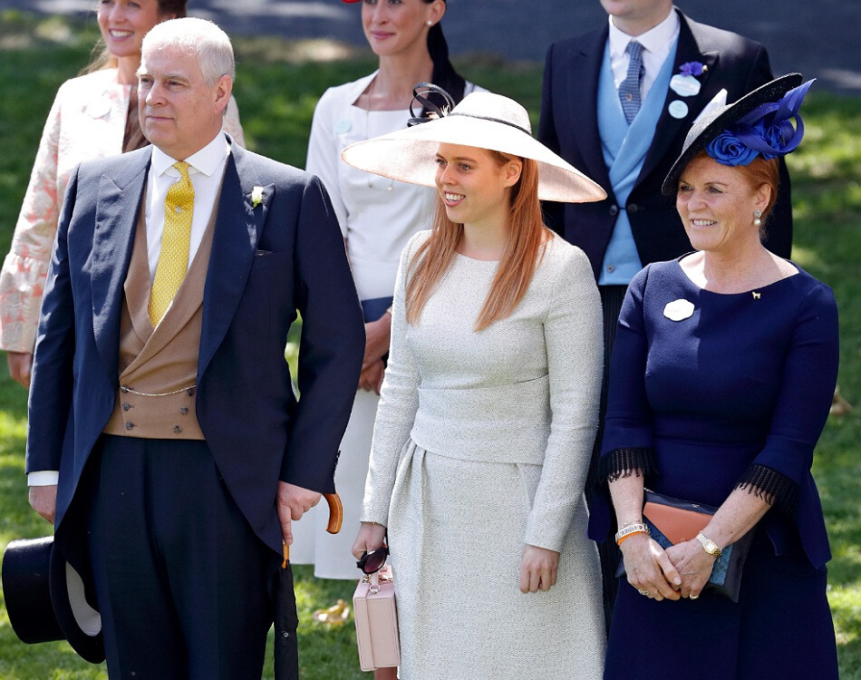 Принц Эндрю, принцесса Беатрис и Сара Фергюсон