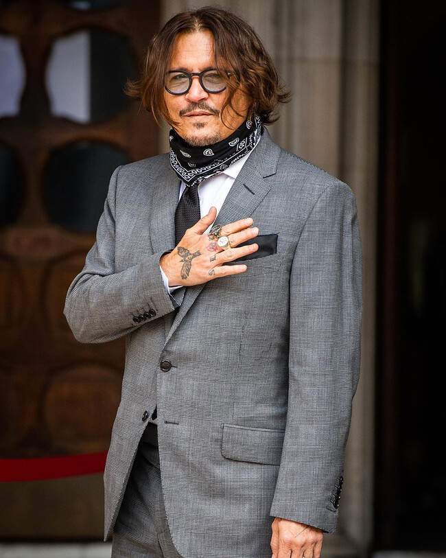 Суд мешает Джонни Деппу сниматься в кино