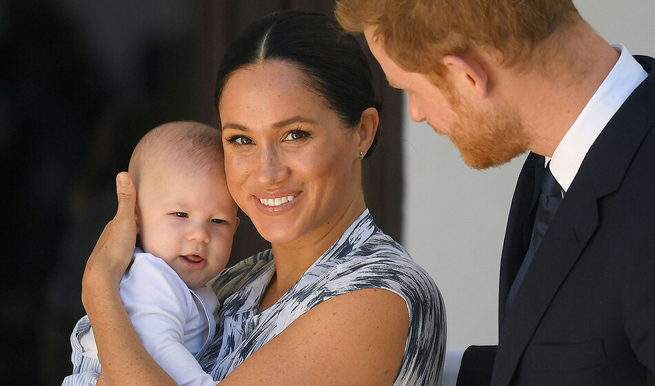 Меган Маркл и принц Гарри с сыном Арчи 