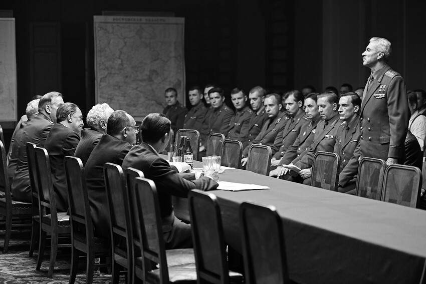 Рецензия на фильм Дорогие товарищи!