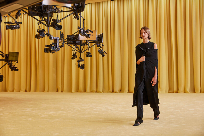 Prada весна-лето 2021