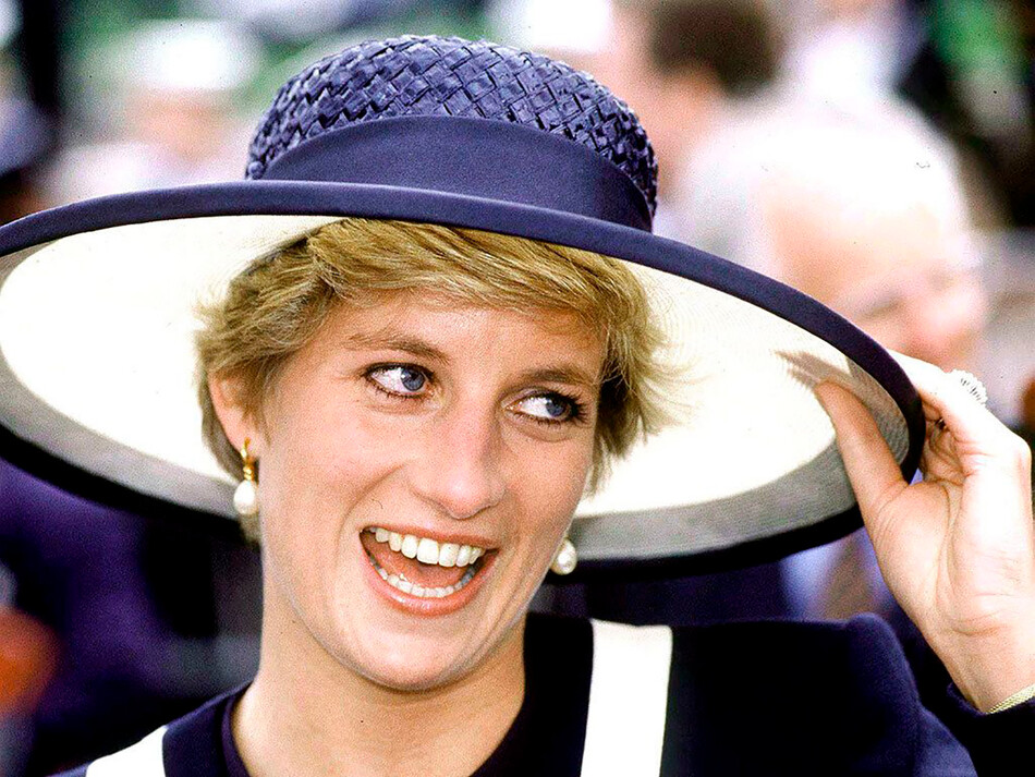 «Я хочу своего мужа. Обратно»: что на самом деле произошло, когда принцесса Диана встретилась с Камиллой Паркер-Боулз