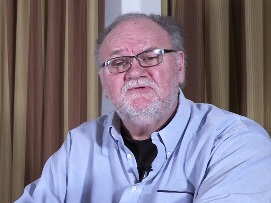 Почему Меган Маркл не хочет проведать своего отца в больнице?