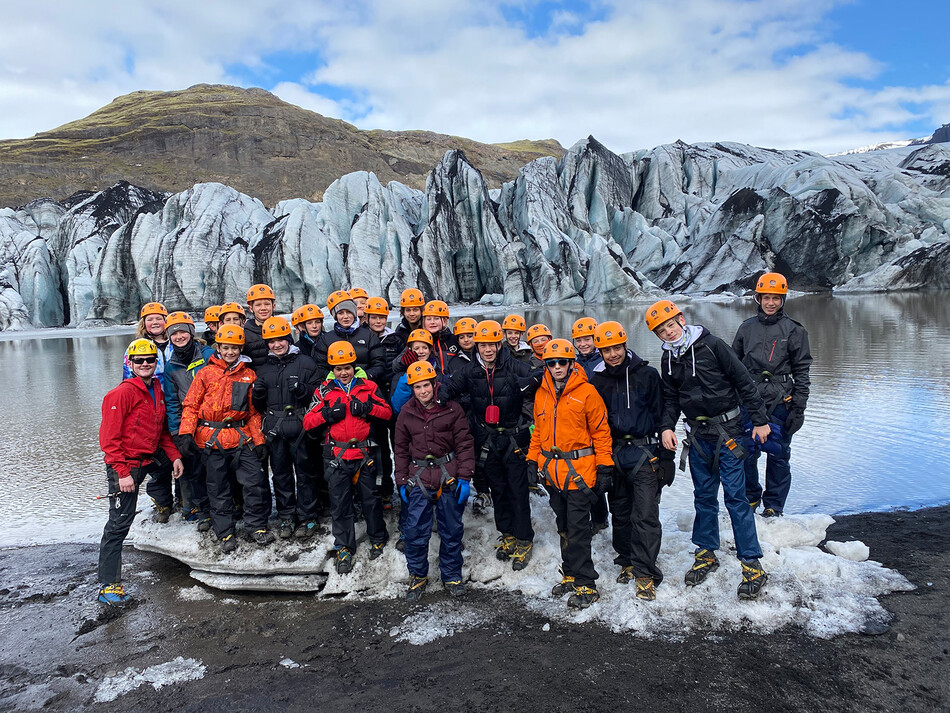 Частное учебное заведение Ламбрук в Беркшире предоставляет своим ученикам уникальную программу по спасению жизни и развитию навыков выживания