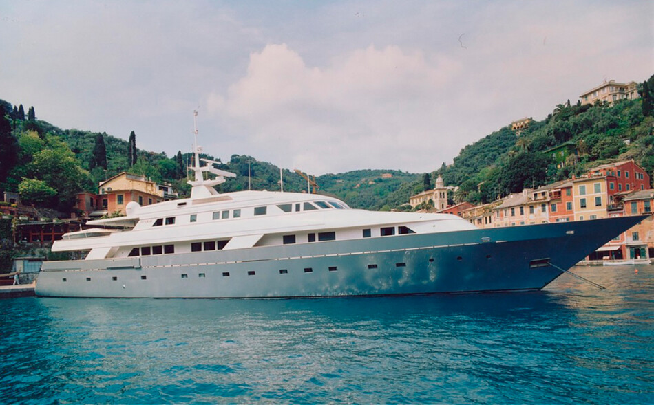 Суперяхта Jonikal Sokar на Юге Франции 