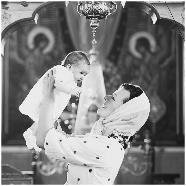 Милла Йовович сменила религию