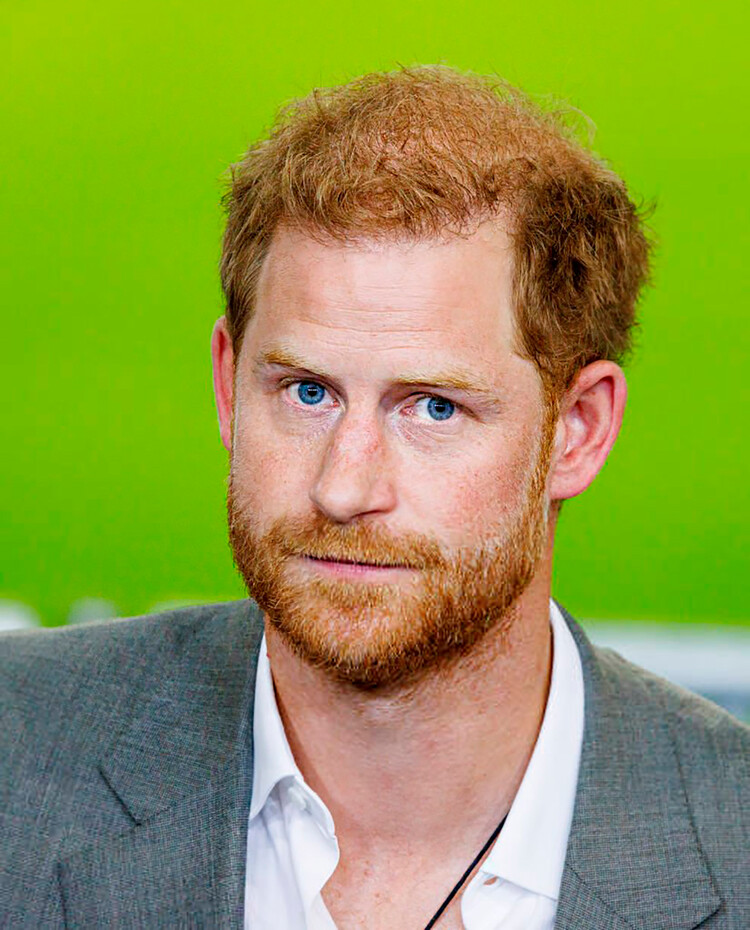 «Он подкаблучник!»: эксперт по языку тела рассказала о психологической зависимости принца Гарри, от жены