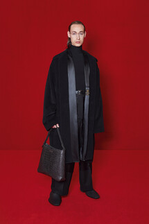 Balenciaga весна-лето 2022 / Balenciaga Spring 2022 Ready-to-Wear collection
