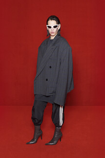 Balenciaga весна-лето 2022 / Balenciaga Spring 2022 Ready-to-Wear collection