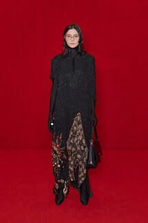 Balenciaga весна-лето 2022 / Balenciaga Spring 2022 Ready-to-Wear collection