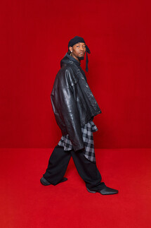 Balenciaga весна-лето 2022 / Balenciaga Spring 2022 Ready-to-Wear collection