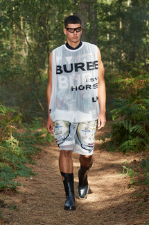 Burberry Spring 2021 Collection / Коллекция Burberry весна-лето 2021