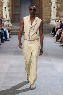 Salvatore Ferragamo Spring 2020 Menswear Collection / Salvatore Ferragamo весна- лето 2020 / Неделя моды: Pitti Uomo