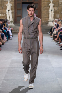 Salvatore Ferragamo Spring 2020 Menswear Collection / Salvatore Ferragamo весна- лето 2020 / Неделя моды: Pitti Uomo