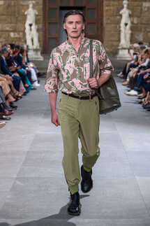 Salvatore Ferragamo Spring 2020 Menswear Collection / Salvatore Ferragamo весна- лето 2020 / Неделя моды: Pitti Uomo