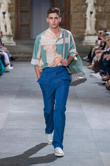 Salvatore Ferragamo Spring 2020 Menswear Collection / Salvatore Ferragamo весна- лето 2020 / Неделя моды: Pitti Uomo
