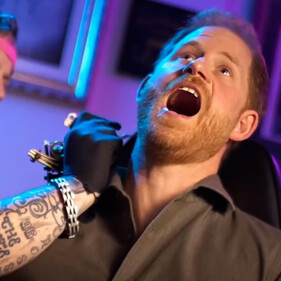 Принц Гарри вспомнил, как друзья не дали ему сделать татуировку