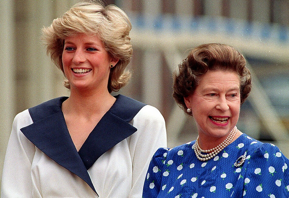 Принцесса Диана и Елизавета II