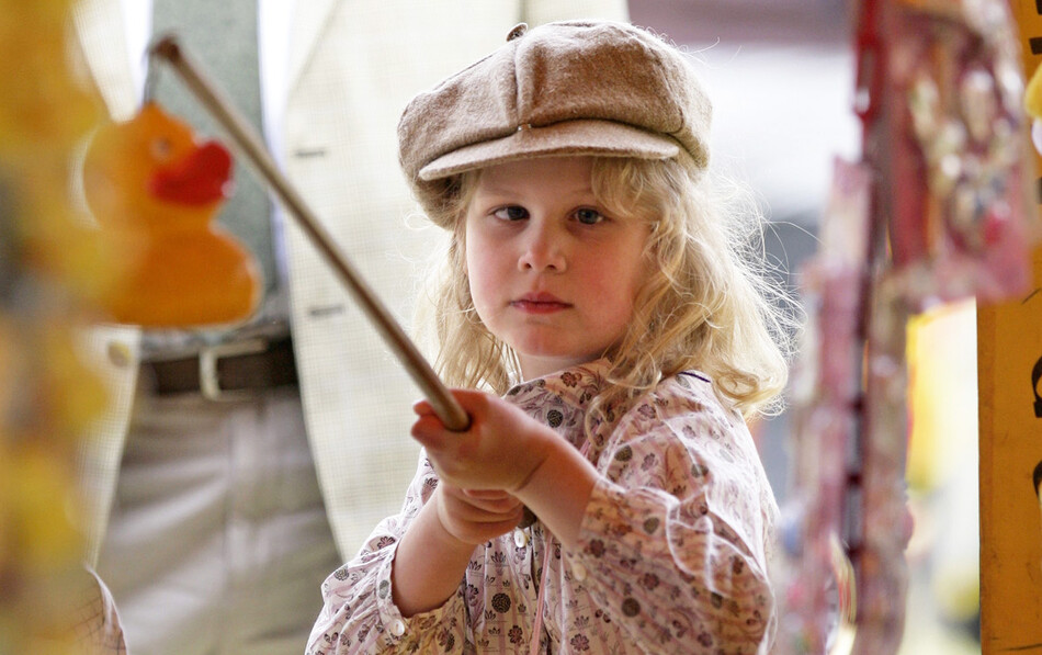 Леди Луиза Виндзор косоглазие