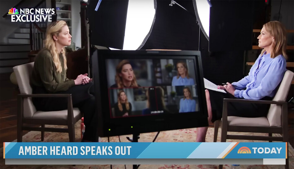 Эмбер Хёрд с телеведущей Саванной Гатри во время интервью для телепрограммы NBC News «Сегодня», 2022