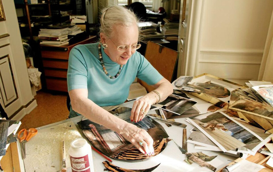 Королева Дании, Маргрет II работает в технике декупаж во дворце Амалиенборг