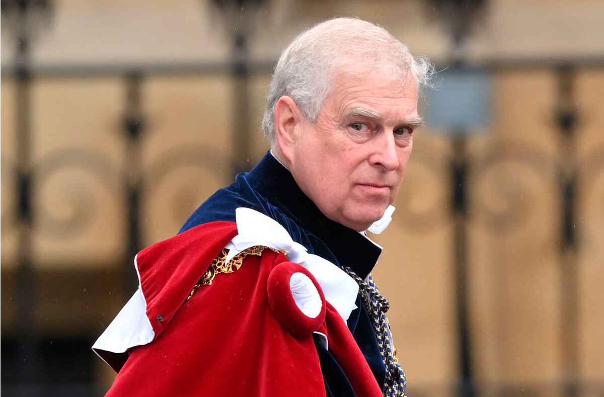 Принц Эндрю на коронации Карла III
