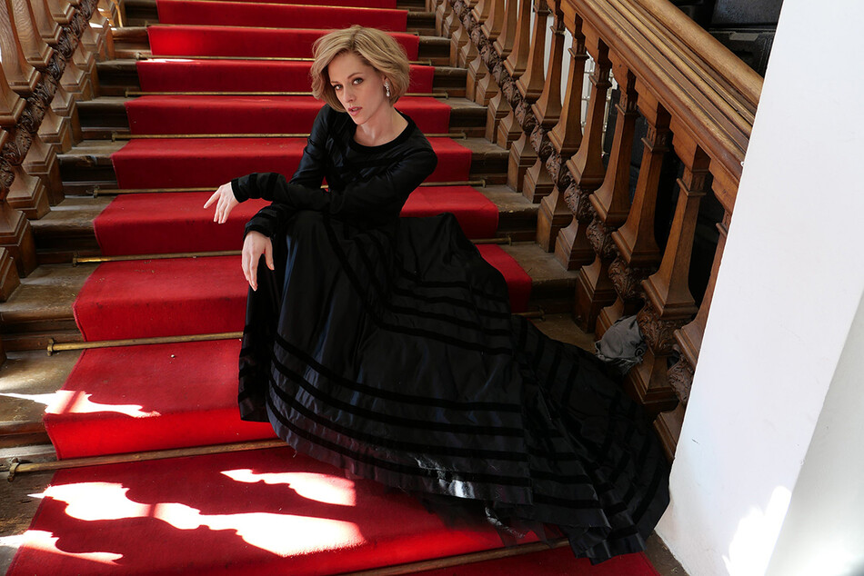 Кристен Стюарт в роли принцессы Дианы в фильме Спенсер