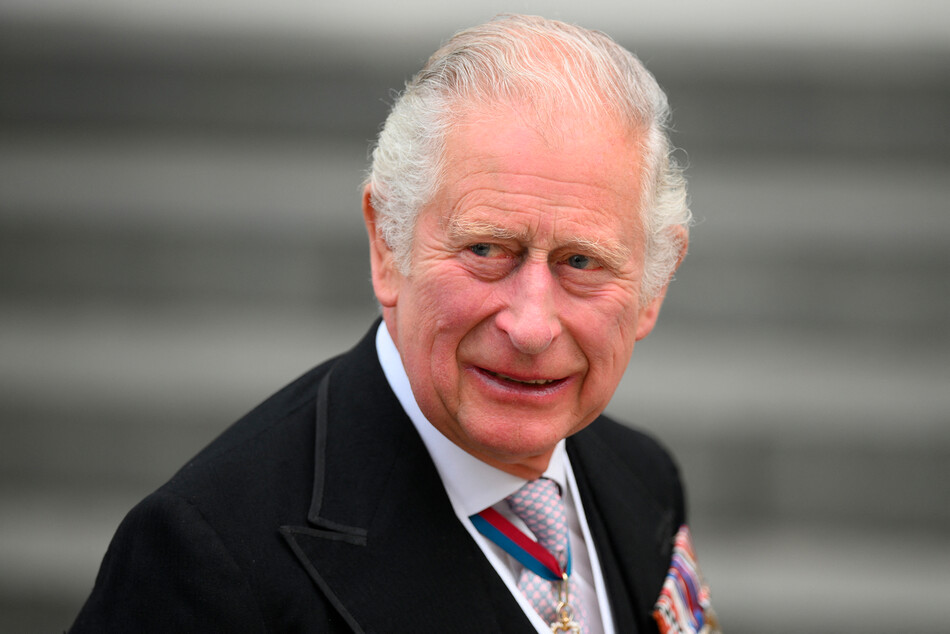 Коронацию Карла III проведут в день рождения его внука Арчи