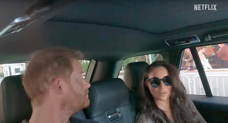 Принц Гарри, герцог Сассекский и Меган Маркл, герцогиня Сассекская / Кадр документального сериала Netflix «Гарри и Меган», 2022г.