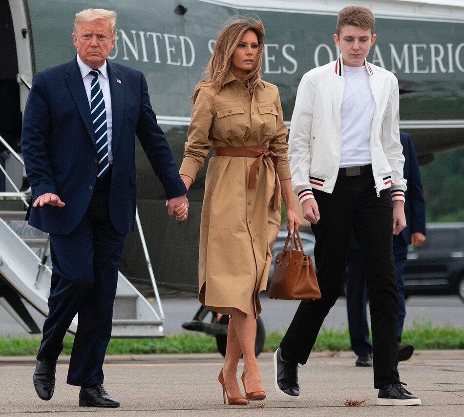Дональд Трамп, Мелания Трамп и Бэррон Трамп