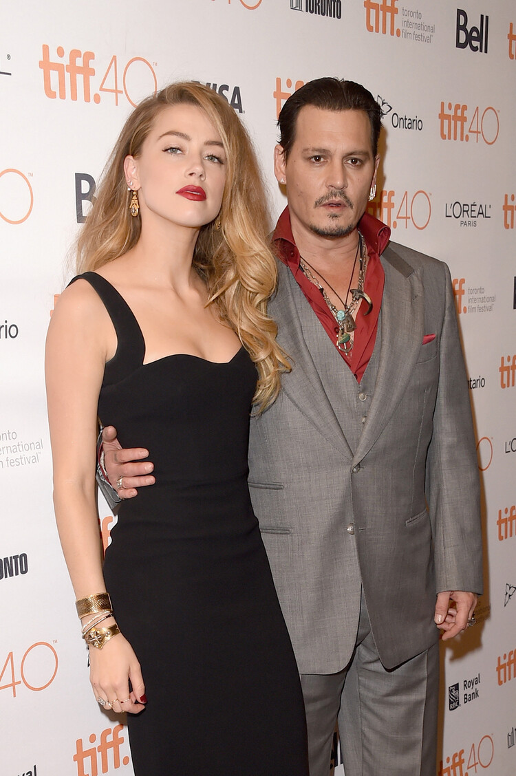 Джонни Депп потерял около $100 миллионов в судебных тяжбах с Эмбер Хёрд