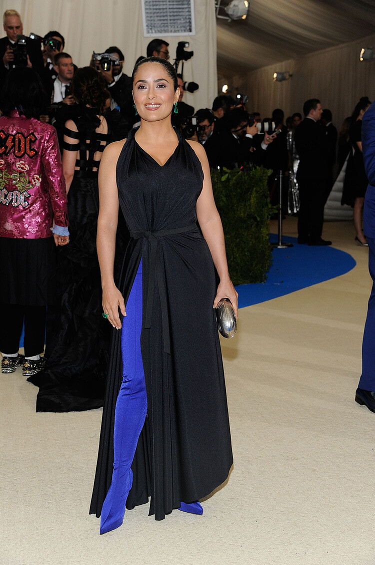 Сальма Хайек в Balenciaga