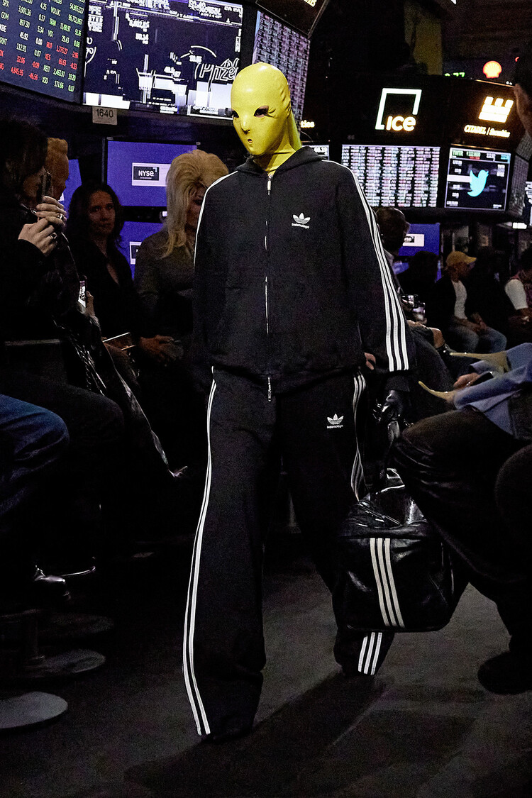 Коллекции Balenciaga круиз 2023 и коллаборации с adidas