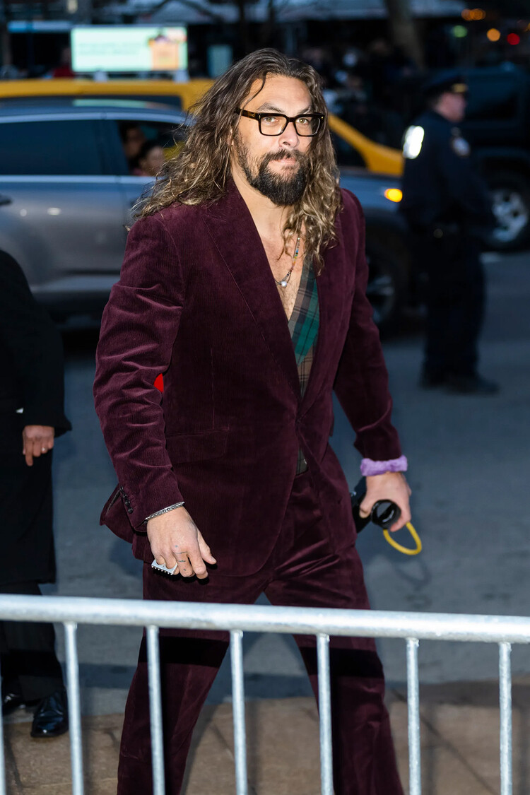 Джейсон Момоа раскрывает правду о своих отношениях с Кейт Бекинсейл