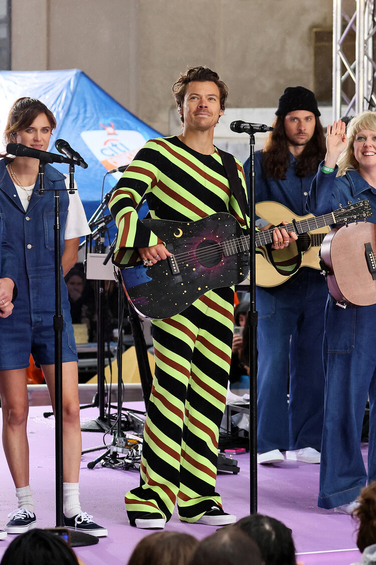 Гарри Стайлс презентовал свой третий альбом Harry’s House