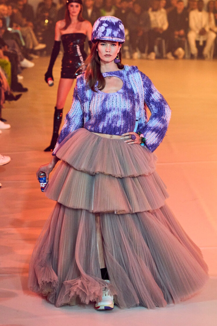 Карли Клосс