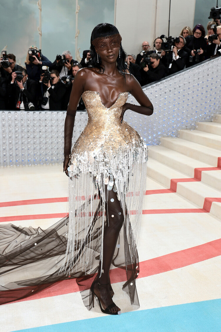 Анок Яй на Met Gala 2023