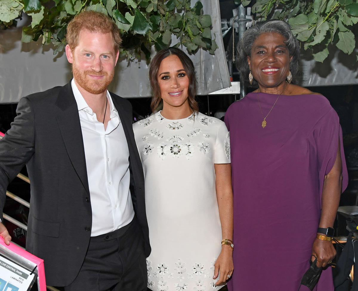 Принц Гарри, герцог Сассекский, Меган, герцогиня Сассекская и посол Линда Томас-Гринфилд перед началом благотворительного концерта Global Citizen Live, Нью-Йорк, 25 сентября 2021 года в Нью-Йорке